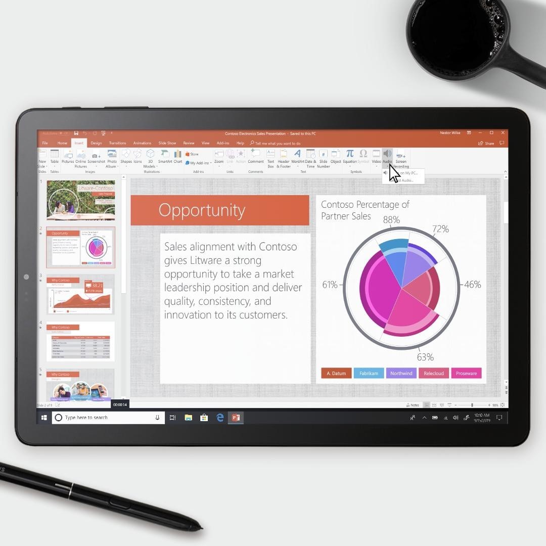 Tablet Running Microsoft Powerpoint on Microsoft 365. Photo by Instagram user @microsoft365