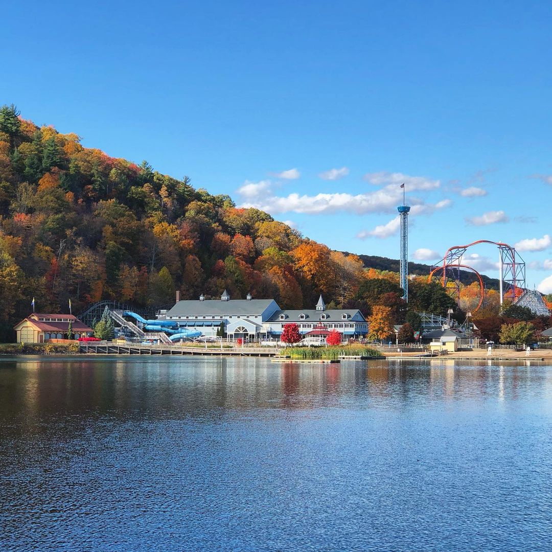 Small amusement park on Lake Compounce in Bristol. Photo by Instagram user @lakecompounce.