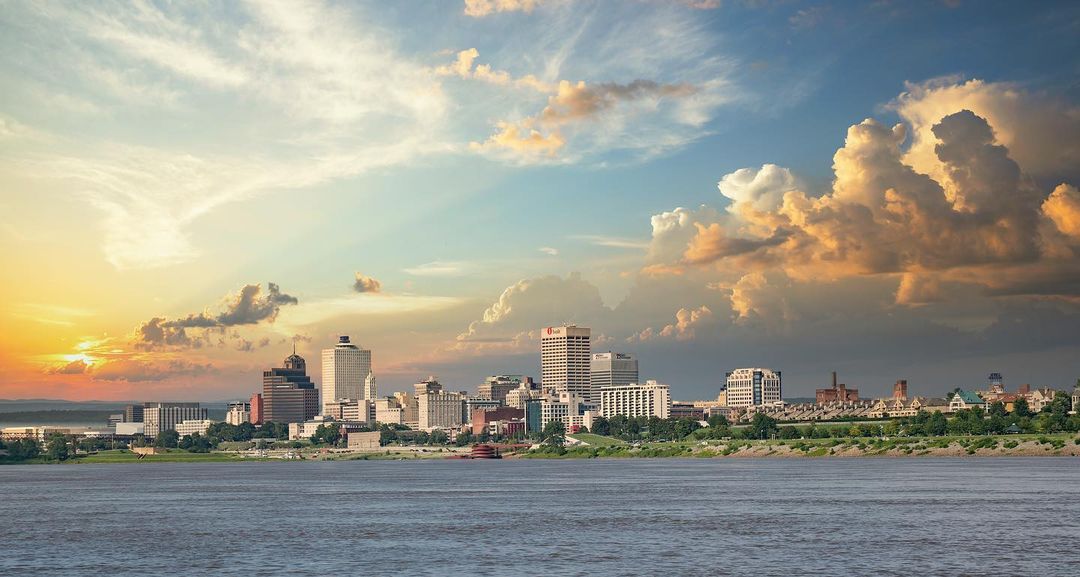 Memphis, TN skyline from across the water. Photo by Instagram User @isaacsingleton