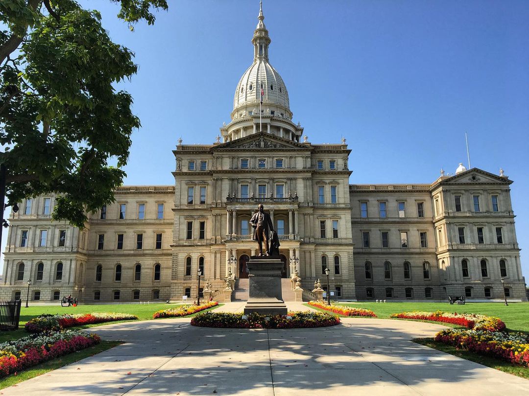 The Michigan State Capitol Building in Lansing, MI. Photo by Instagram User @skykissesearth