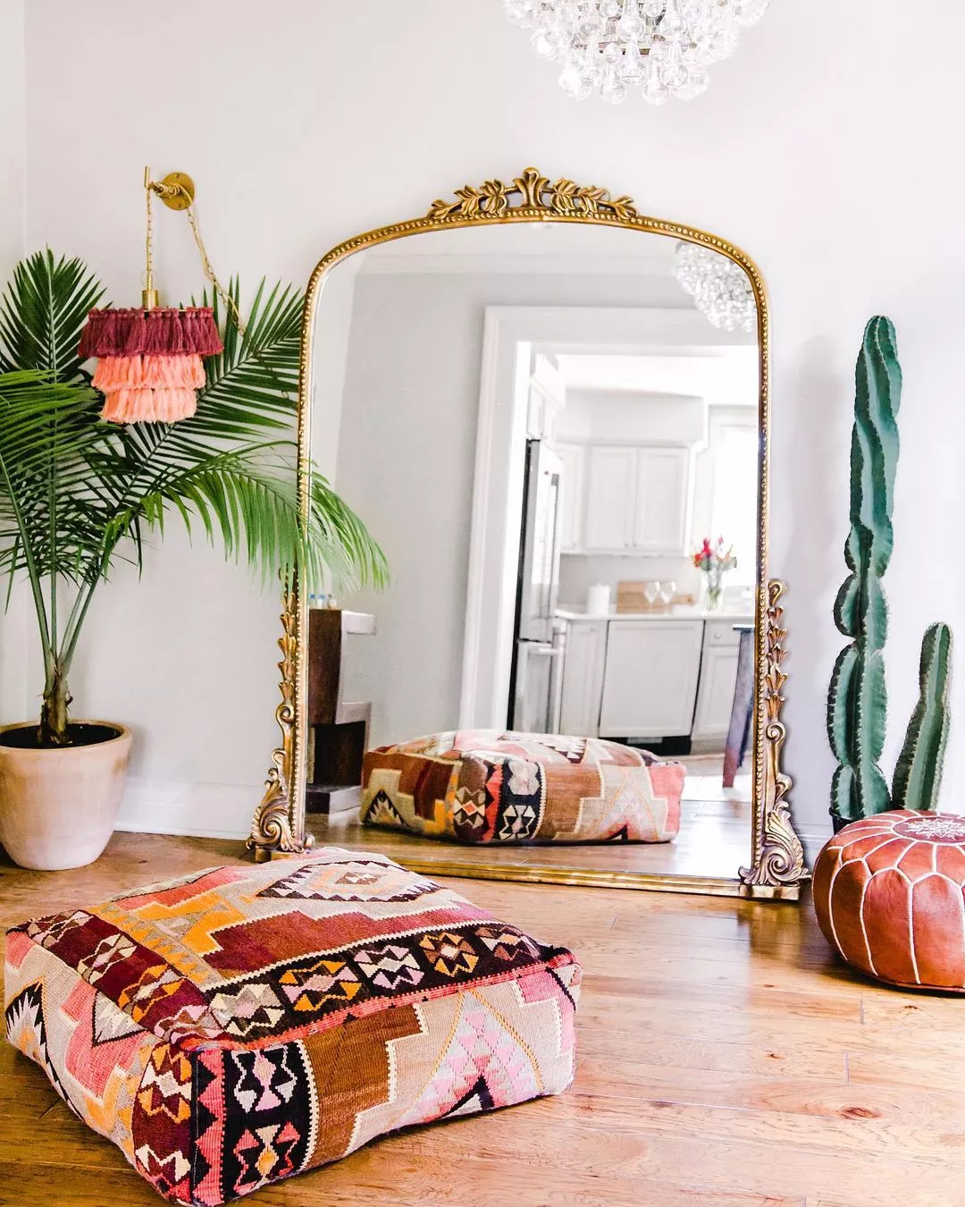 Modern bohemian bohemian best sale living room ideas