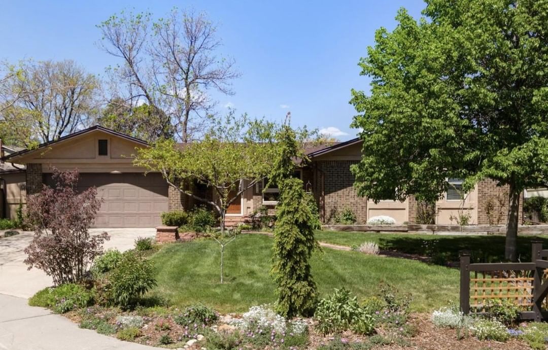 Discreet Ranch-style home for sale in Hampden South, Denver, CO. Photo by Instagram user @ryandillonproperties.