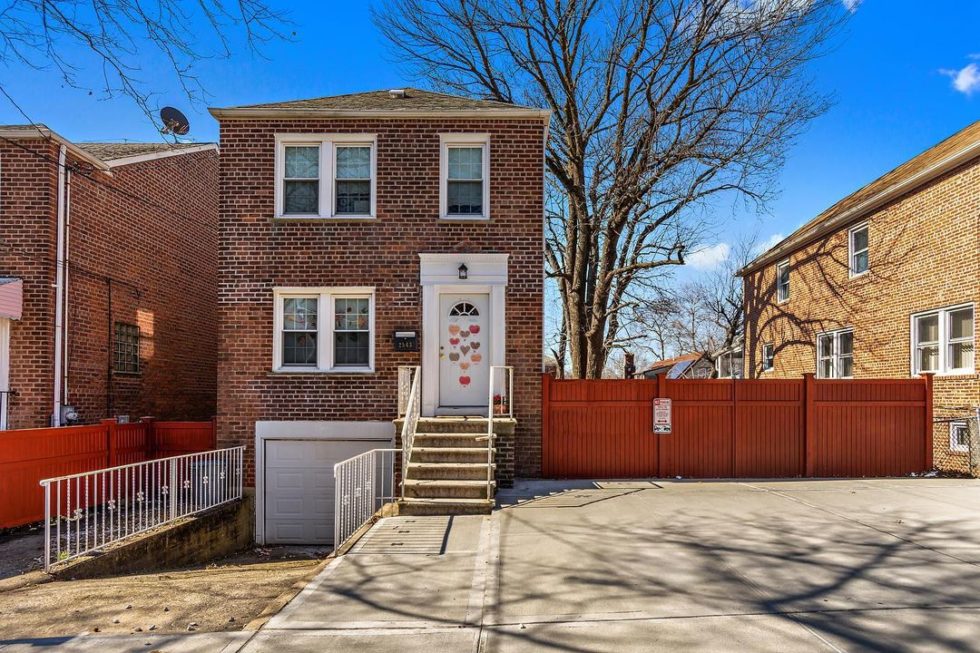 5 Best Neighborhoods in The Bronx for Families in 2023 Extra Space Storage