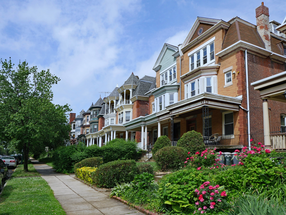 Row of Large Brick Homes in Philadelphia Neighborhood