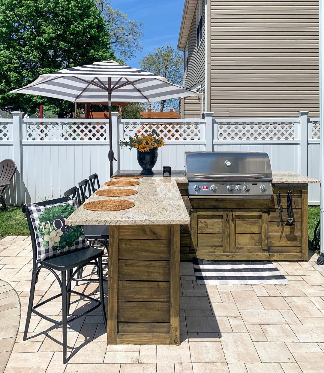 Backyard Kitchen Space with Bartop Seating. Photo by Instagram user @ourcozycasa