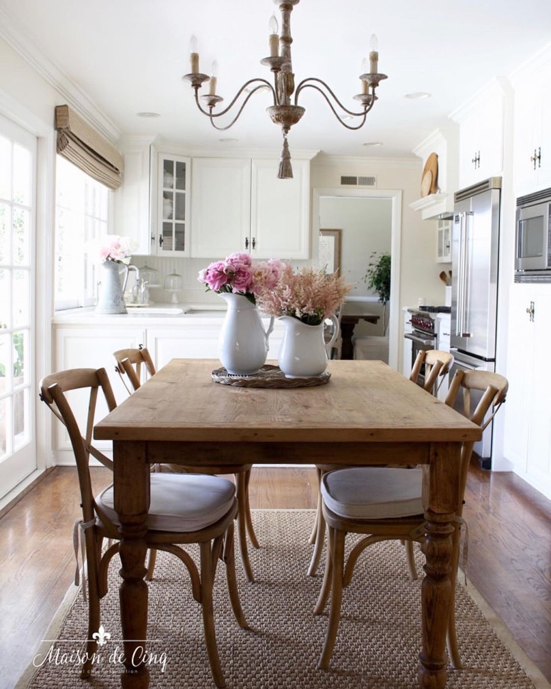 Kitchen Designed by Maison de Cinq. Photo by Instagram user @maisondecinq