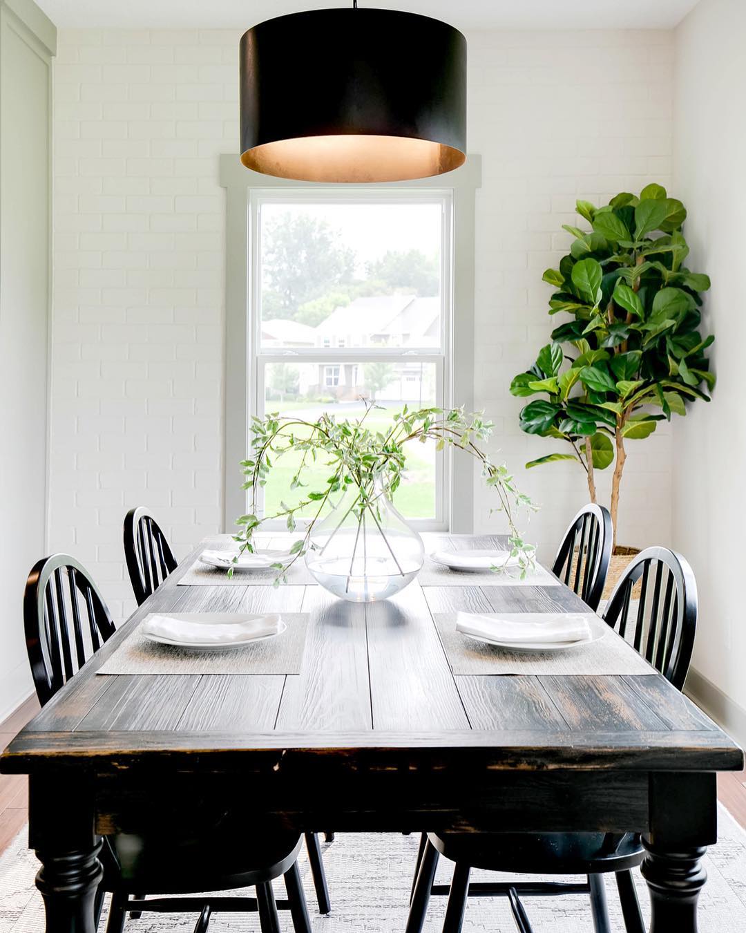 Dining Room with Reclaimed Wood Dining Set. Photo by Instagram user @jfuerstphoto