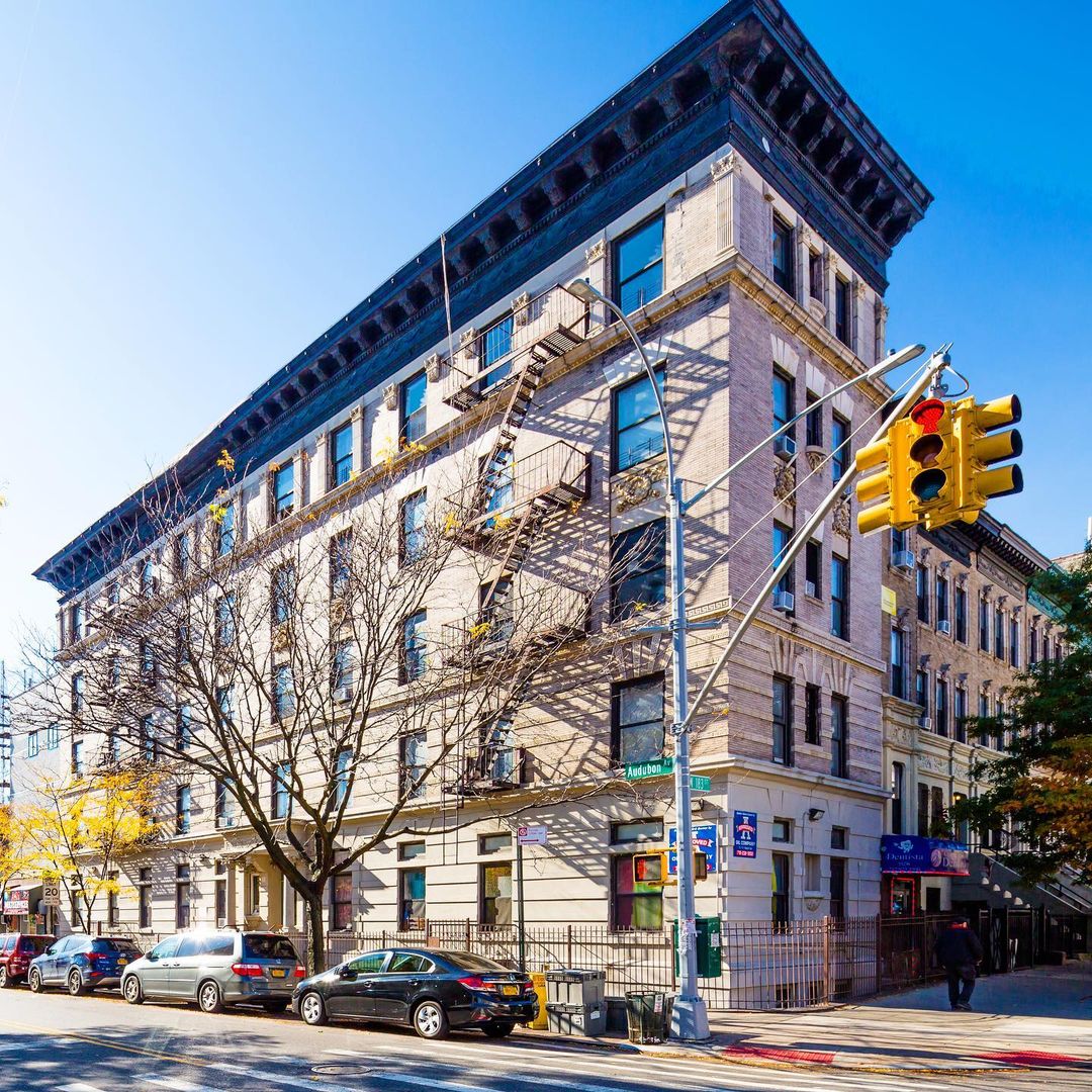 Updated Apartment Building in Washington Heights, Manhattan. Photo by Instagram user @newyorkmultifamily