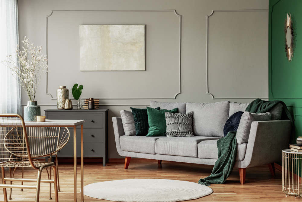 Living Room Designed with Feng Shui Directions in Mind