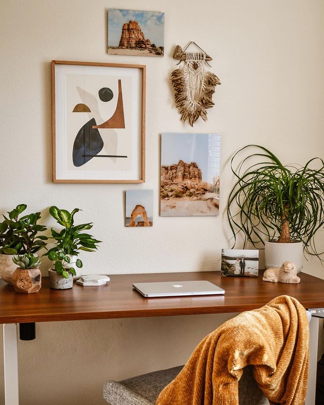 Cleaned Up Home Workspace. Photo by Instagram user @wanderingmyhome