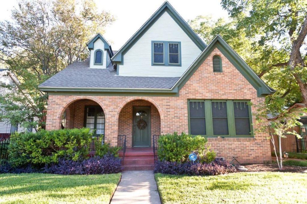 5 Best Places to Rent a Home in Austin in 2022 Extra Space Storage