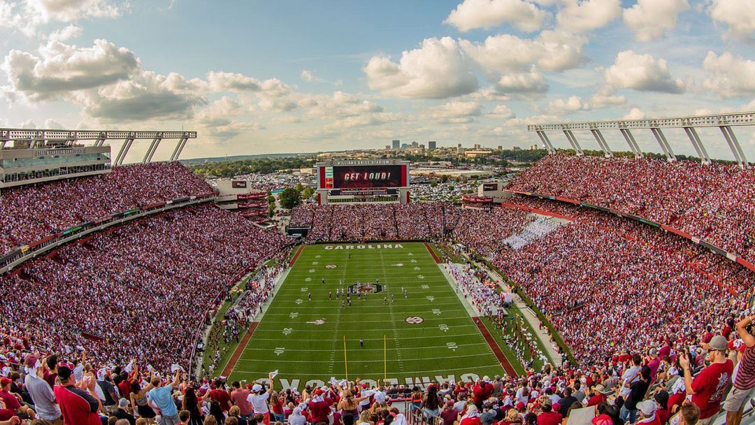 Full Williams-Brice Stadium at a South Carolina Football Game. Photo by Instagram user @the.rowdy.roosters