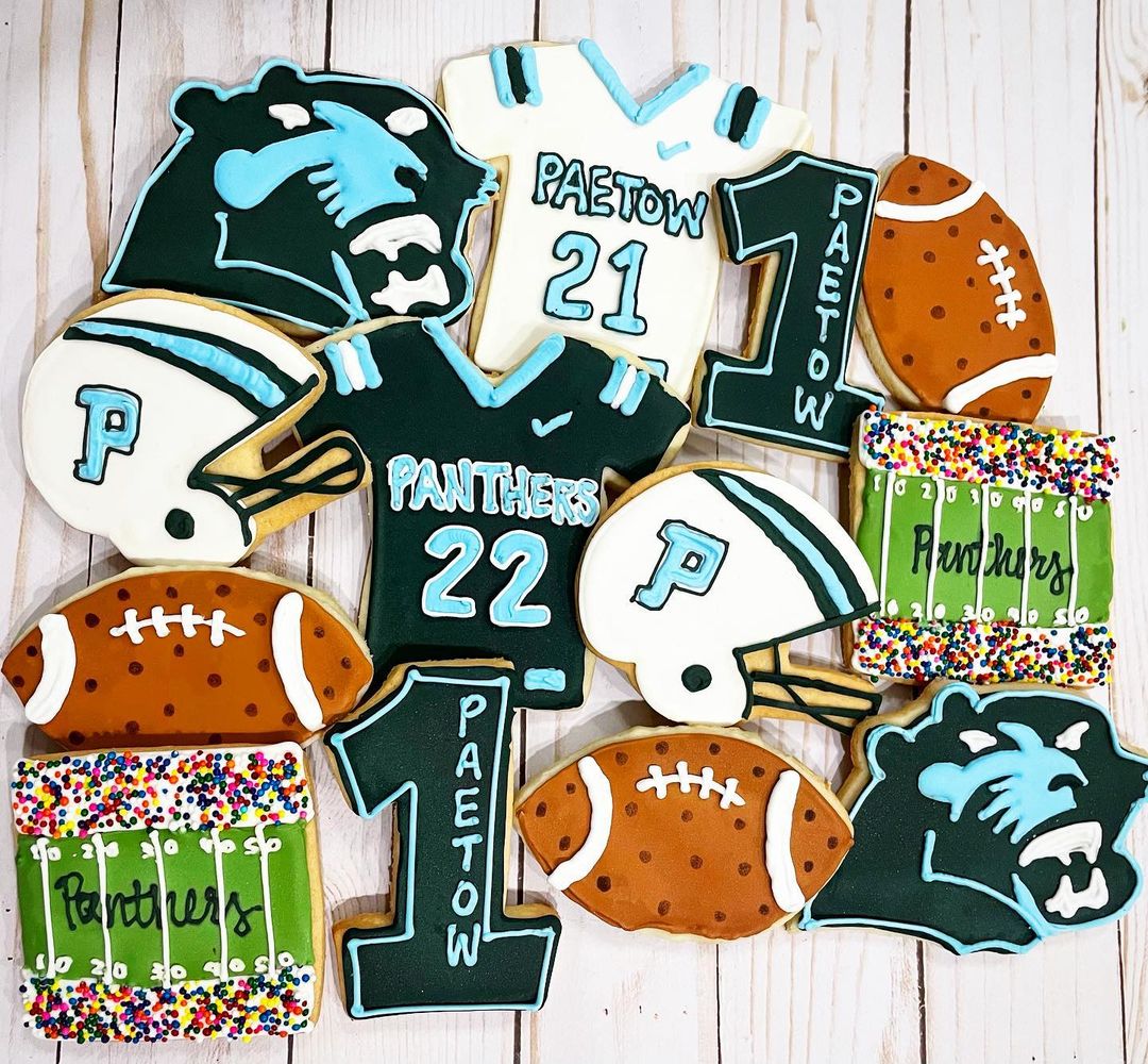 Homemade Football Themed Cookies. Photo by Instagram user @thebutterstickbakerytx