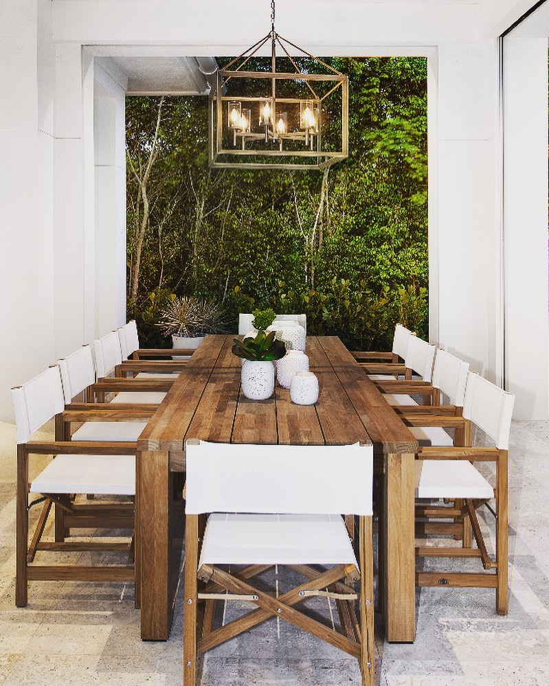 Outdoor Dining Table and Chairs. Photo by Instagram user @jeffreyfisherhome