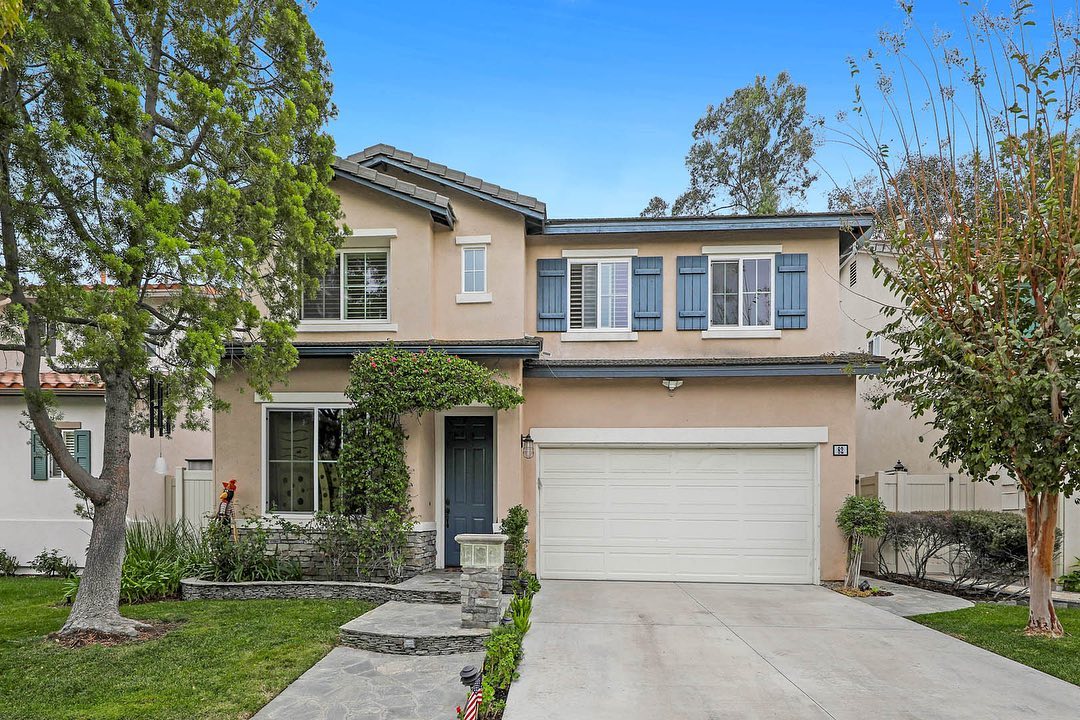 Modern split level home in Oak Creek neighborhood of Irvine. Photo by instagram user @shervin.rafii.