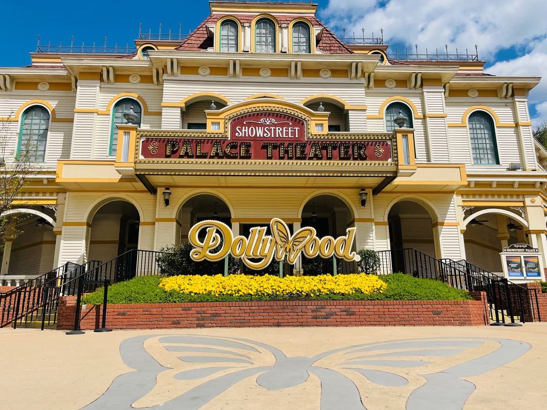 Exterior of the Palace Theater in Dollywood. Photo by Instagram user @dollywood