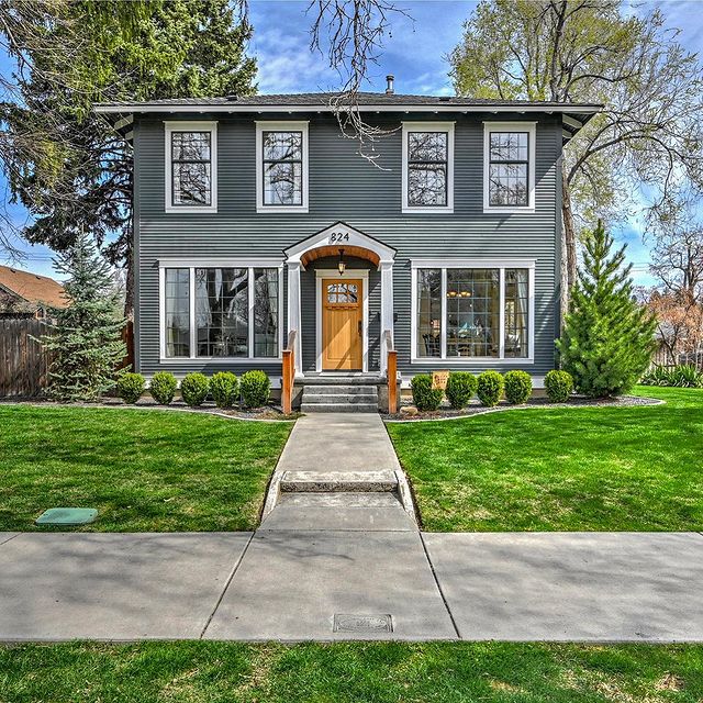 Updated American Foursquare Home in East End Neighborhood in Boise, ID. Photo by Instagram user @boise_buyandsell