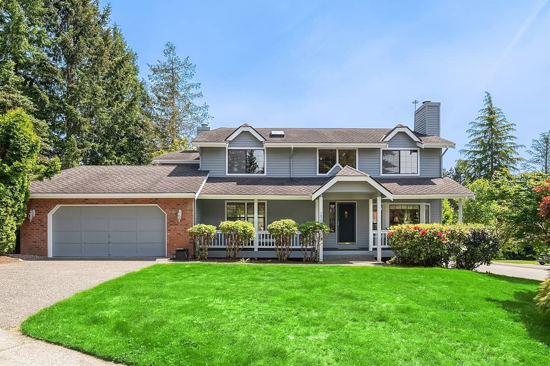 Traditional Two-Story Home in Redmond, Washington. Photo by Instagram user @mh_seattle_realestate