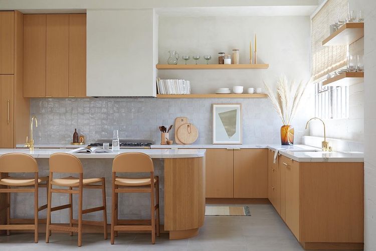 Light stained cabinets and open cabinetry. Photo by Instagram user @monicawangphoto