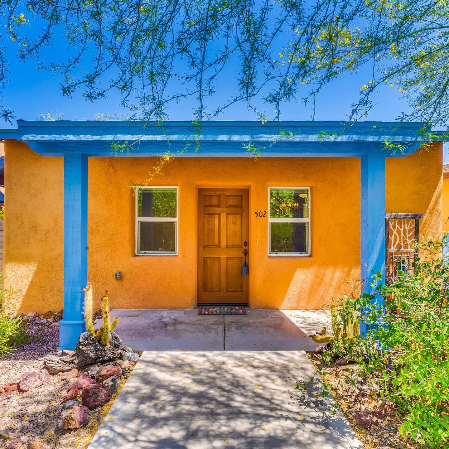 Armory Park Yellow House in Tucson Photo via @tucsongolfliving