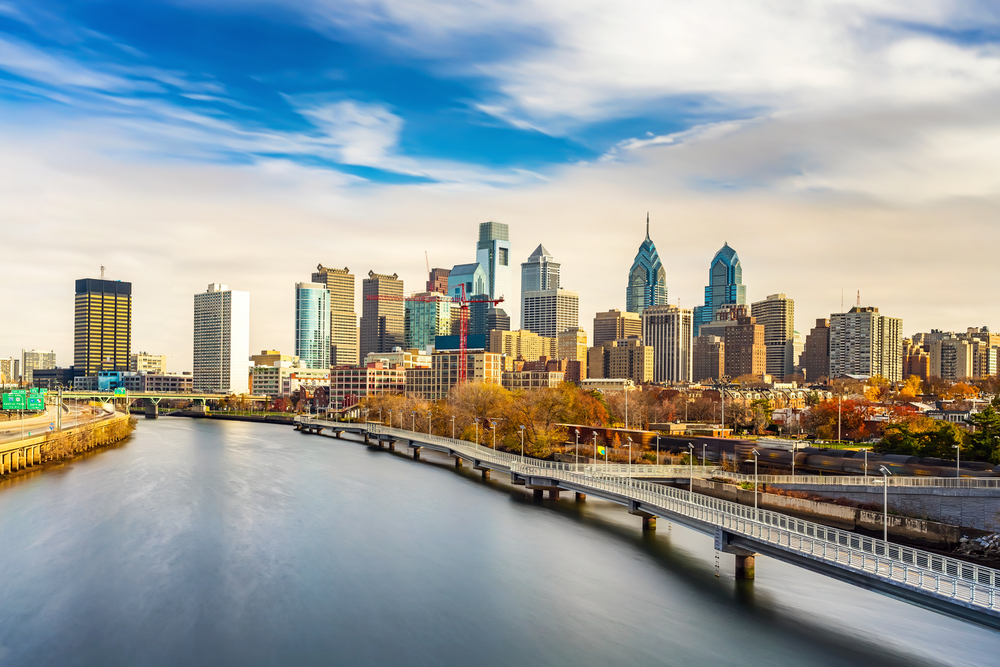 Featured image for best places to rent a home in Philadelphia. View of the Philadelphia skyline and river.