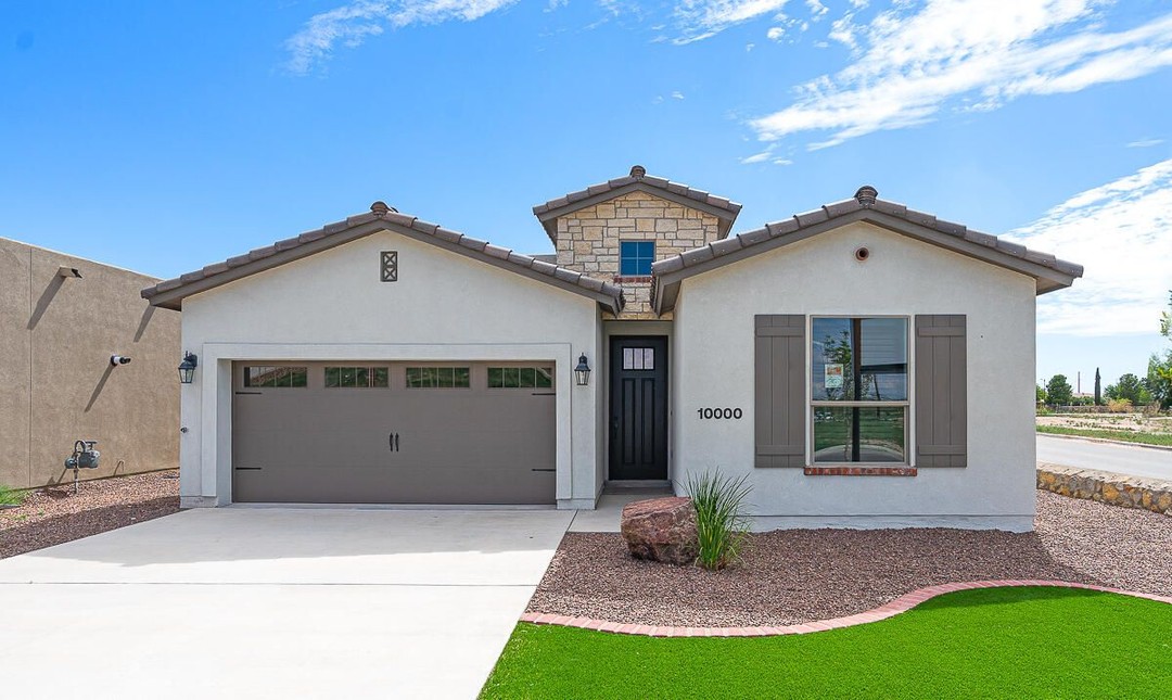 A white colored home in Mountain View.Photo by @elpasorealestate