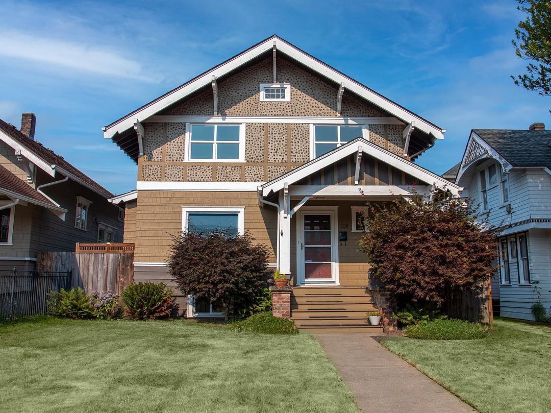 A large craftsman home is pictured in Tacoma's North End neighborhood. Photo by Instagram user @matthumerealestate.