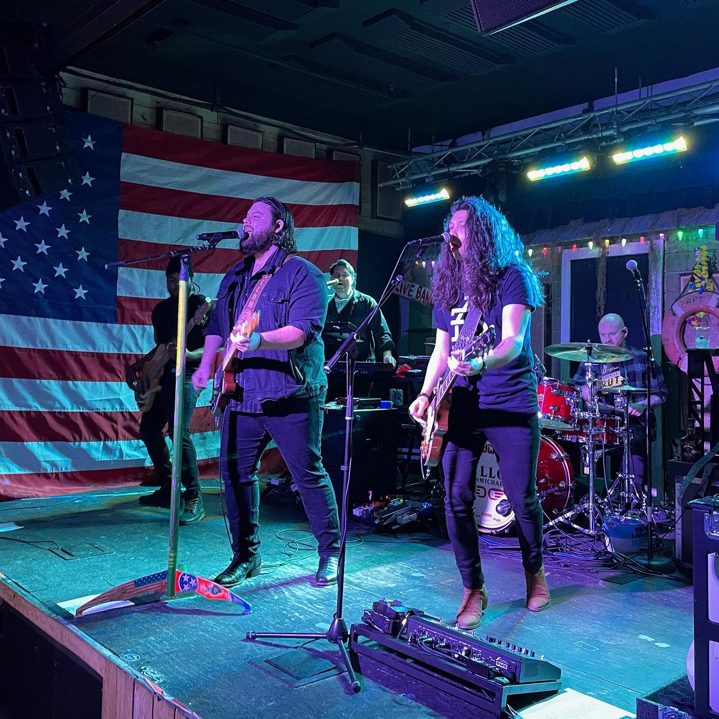 Live music at Tin Roof Myrtle Beach. Photo by Instagram user @tinroofmyrtlebeach.