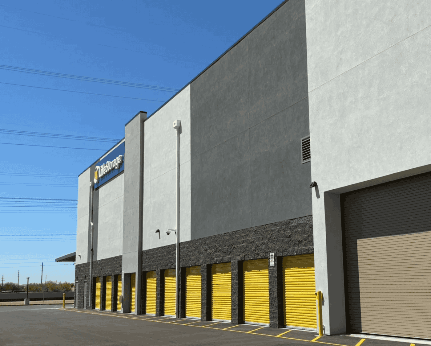 Extra Space Storage Opens New Life Storage Facility in Phoenix, AZ