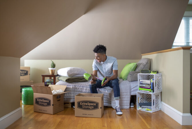 Use this college packing checklist to help you prepare for your first year.