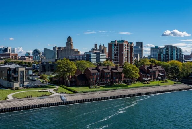 Skyline view of Buffalo, NY