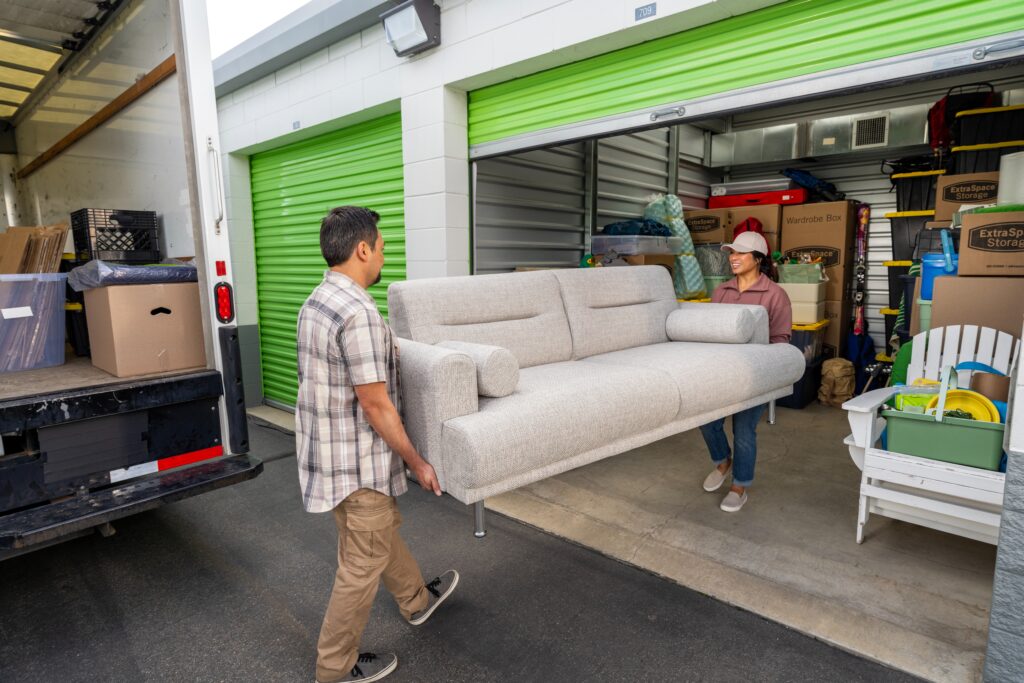 Storing Common Household Items: How to Find the Right Unit Size