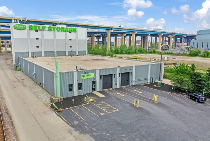 Extra Space Storage facility in Milwaukee, WI