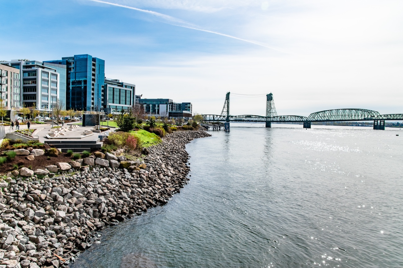 The Oregon-Washington Bridge in Vancouver, VA along the water
