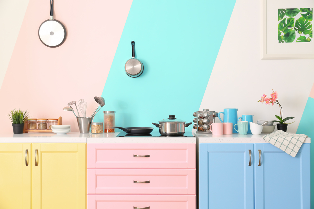 The Best Ways To Incorporate Mint Green Into Your Kitchen